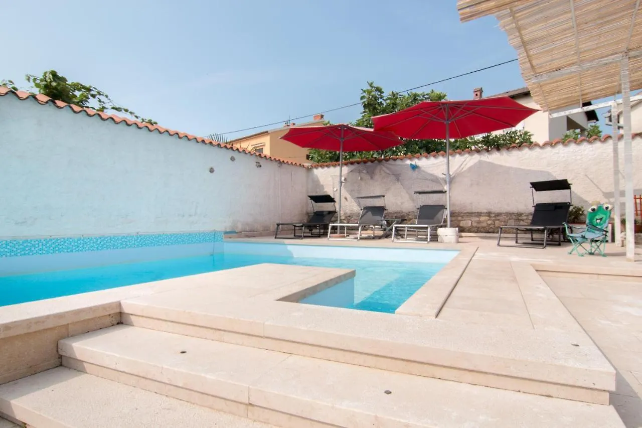 Villa Palma Fazana 0*,